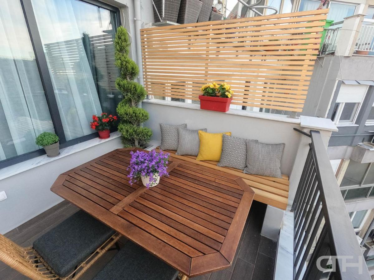 Luxury 80M2 Apartment With Balcony Downtown Салоники Экстерьер фото